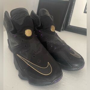 LeBron Nike sneakers Pot of Gold Out now